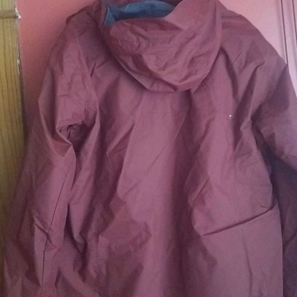 Jackets - Picture 5 of 5
